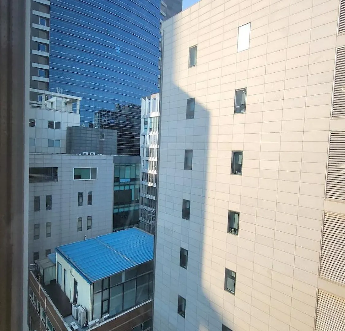 Aparthotel Budget Accommodation Between Gangnam Station And Yeoksam Station - No Dormitories Seoul